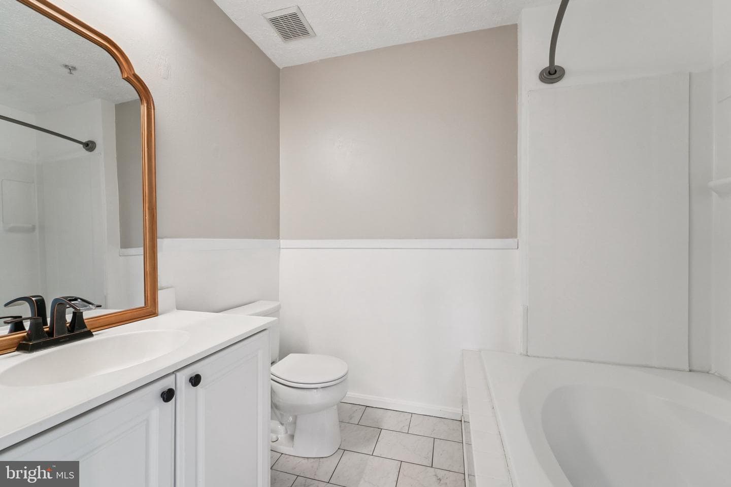 2444 Blue Spring Court #303 photo 13
