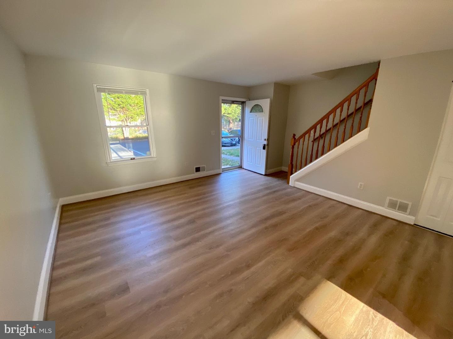 130 Dumbarton Drive photo 19