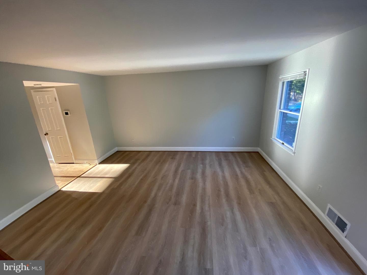 130 Dumbarton Drive photo 22