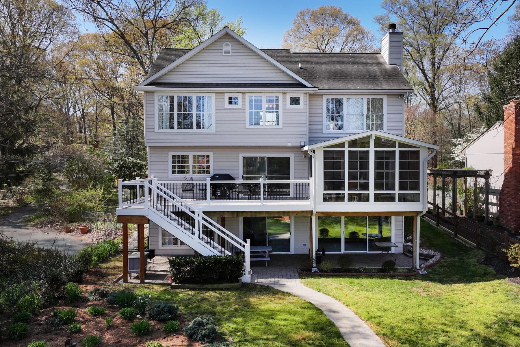 928 Waterview Drive photo 33