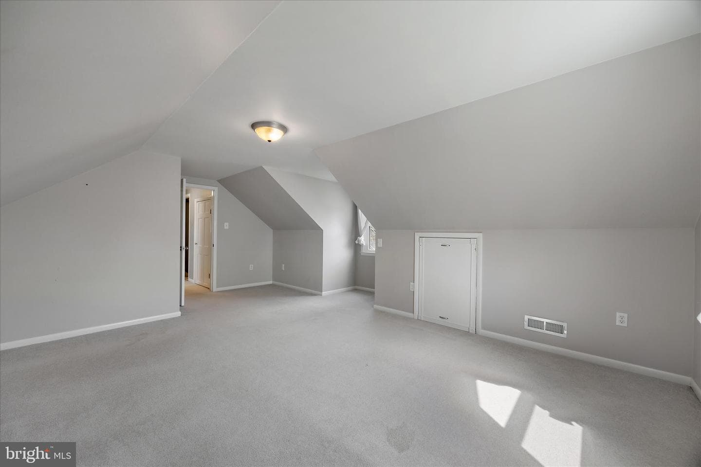 811 Teakwood Drive photo 35