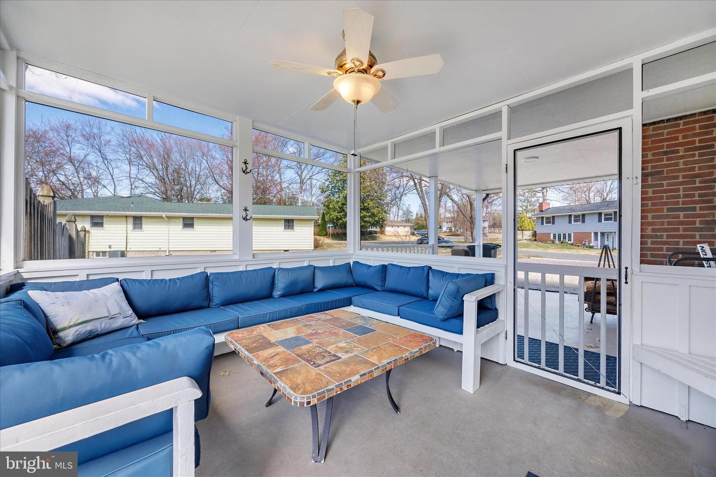 811 Teakwood Drive photo 50