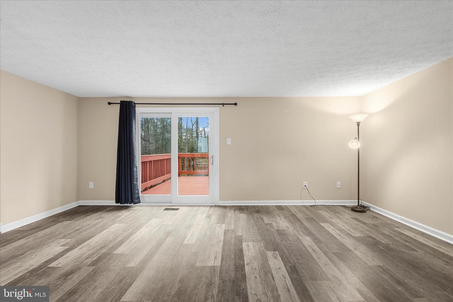 739 Willowby Run photo 10