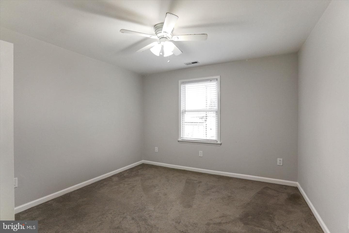 107 Ferndale Avenue photo 32