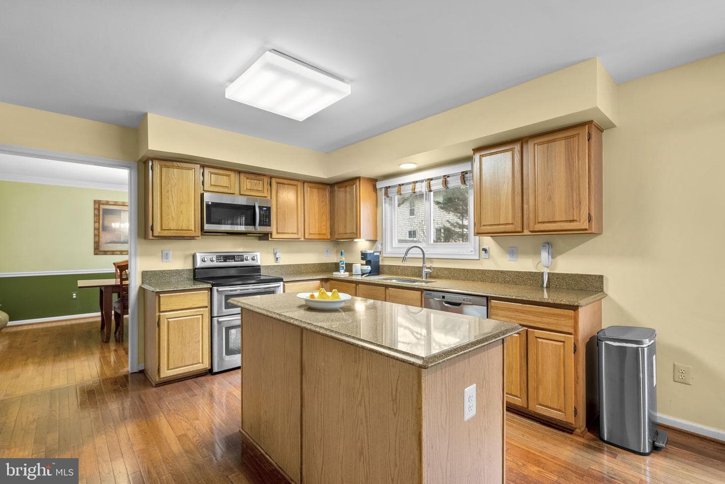 1703 Grey Birch Court photo 14