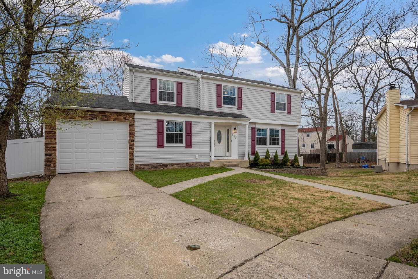 645 Ridgefield Court photo 42