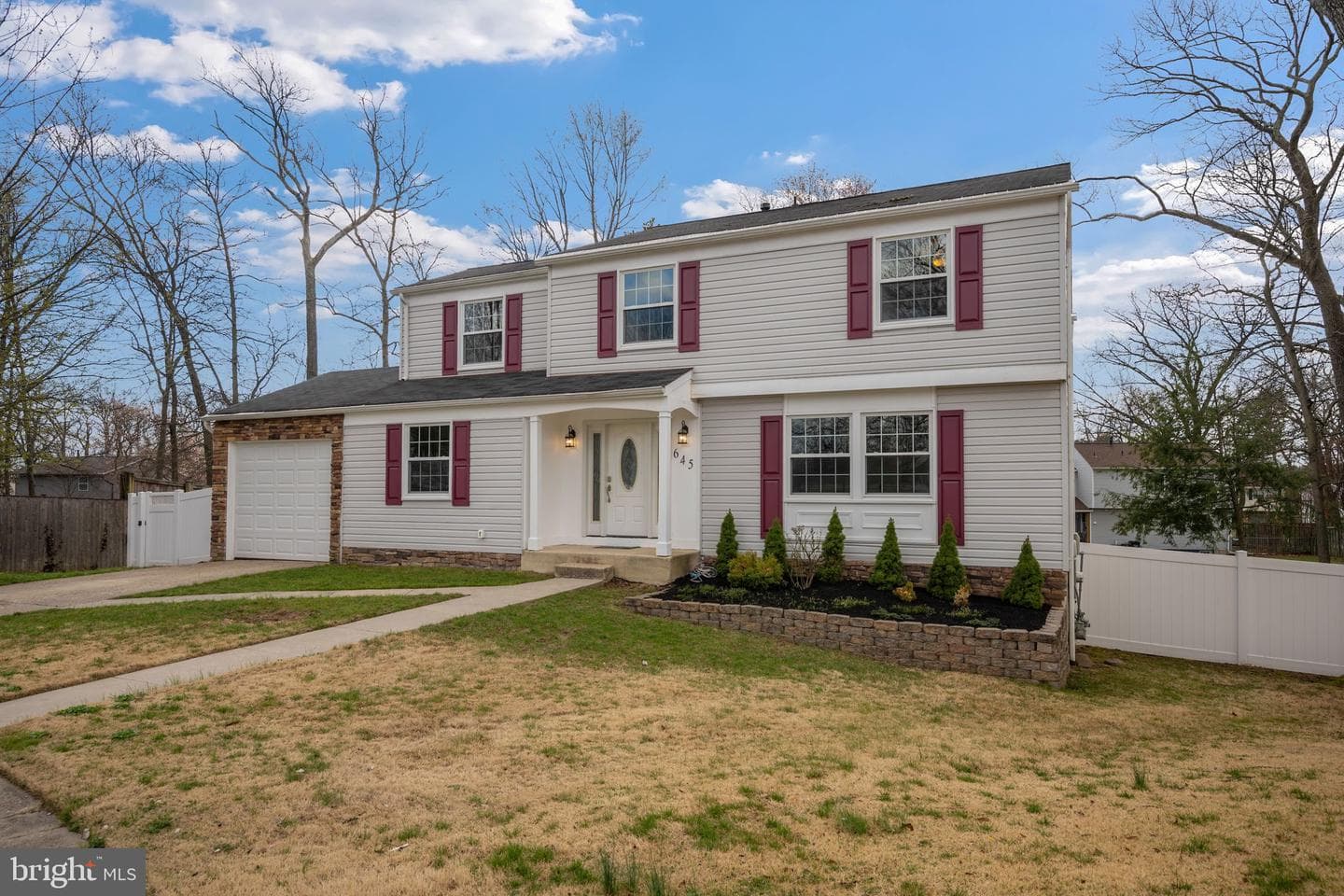 645 Ridgefield Court photo 43