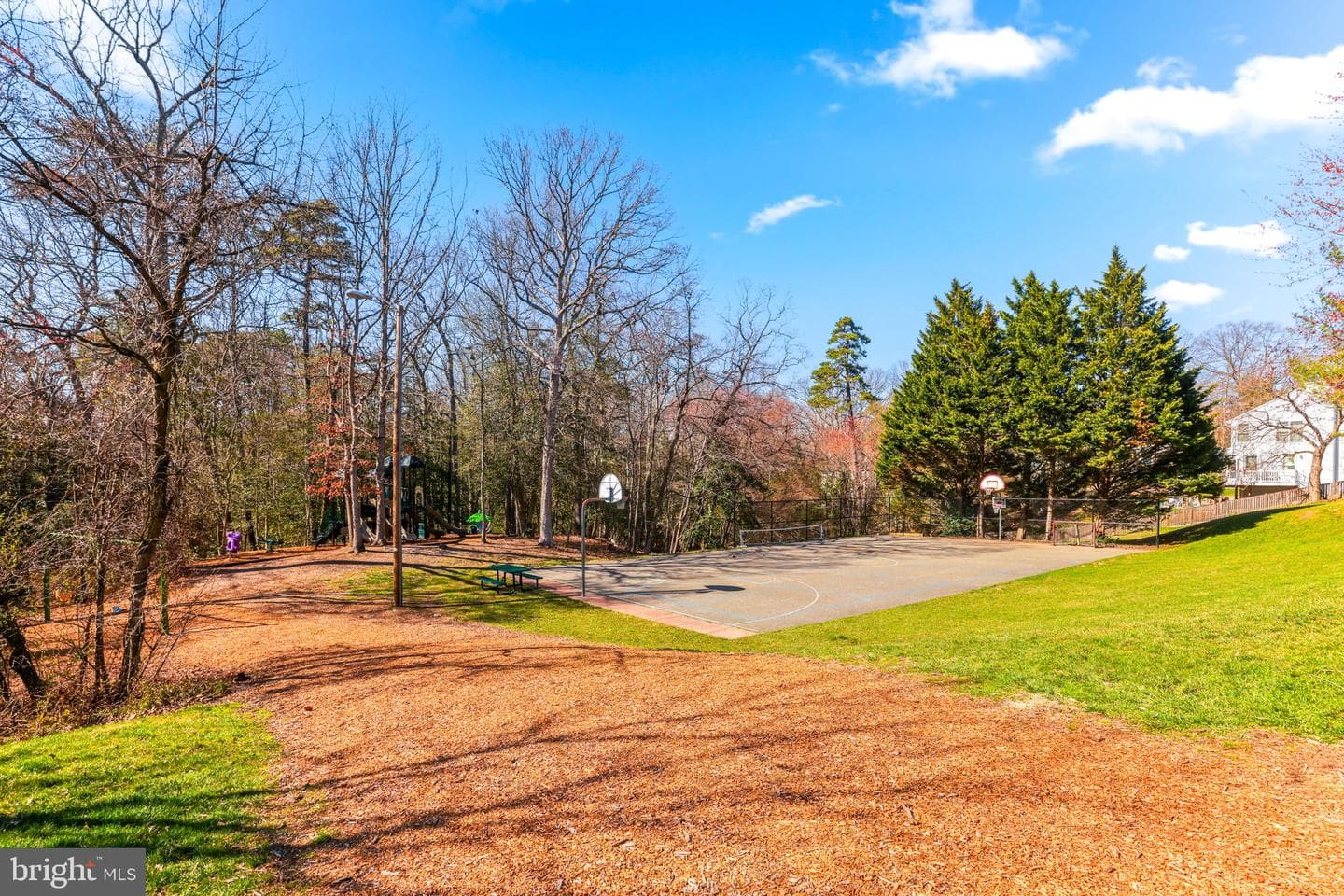 276 Shakespeare Drive photo 46
