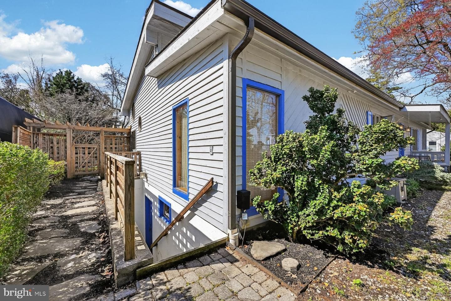561 Arundel Drive photo 13