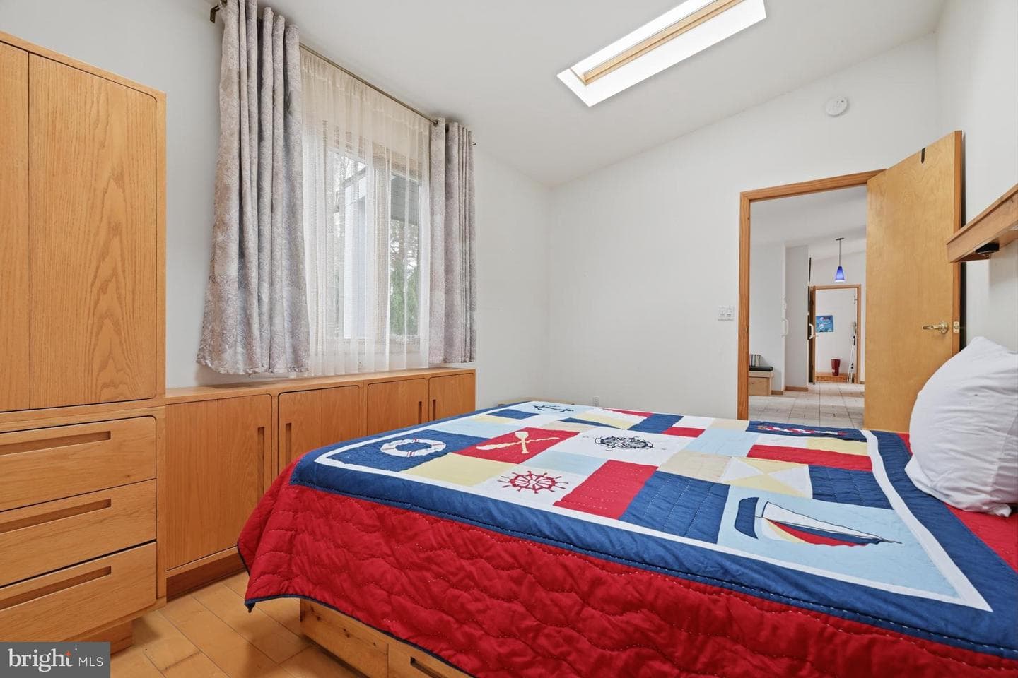 561 Arundel Drive photo 22