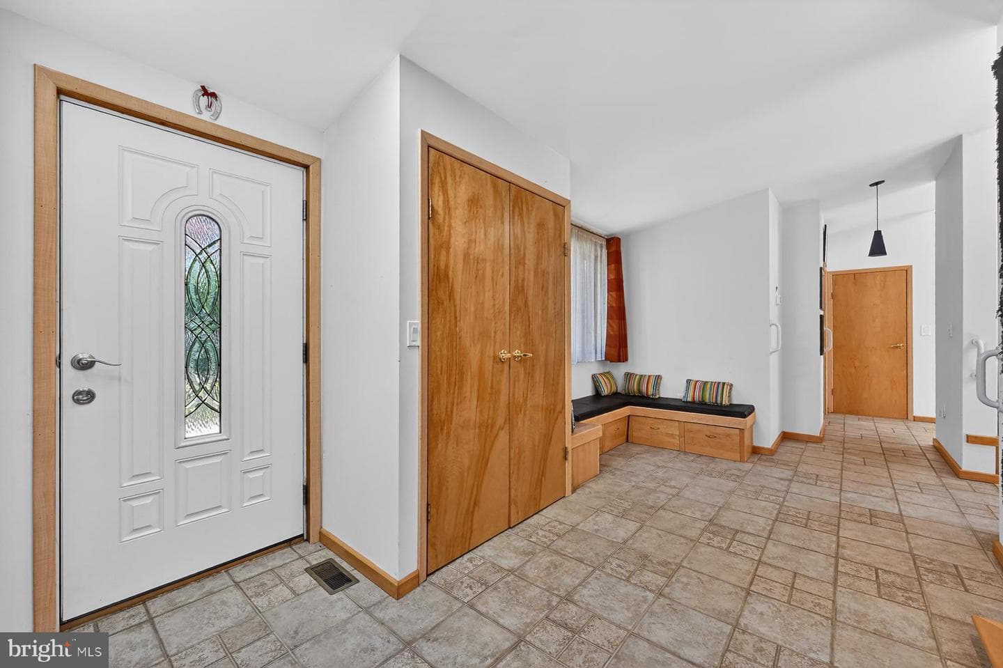 561 Arundel Drive photo 26