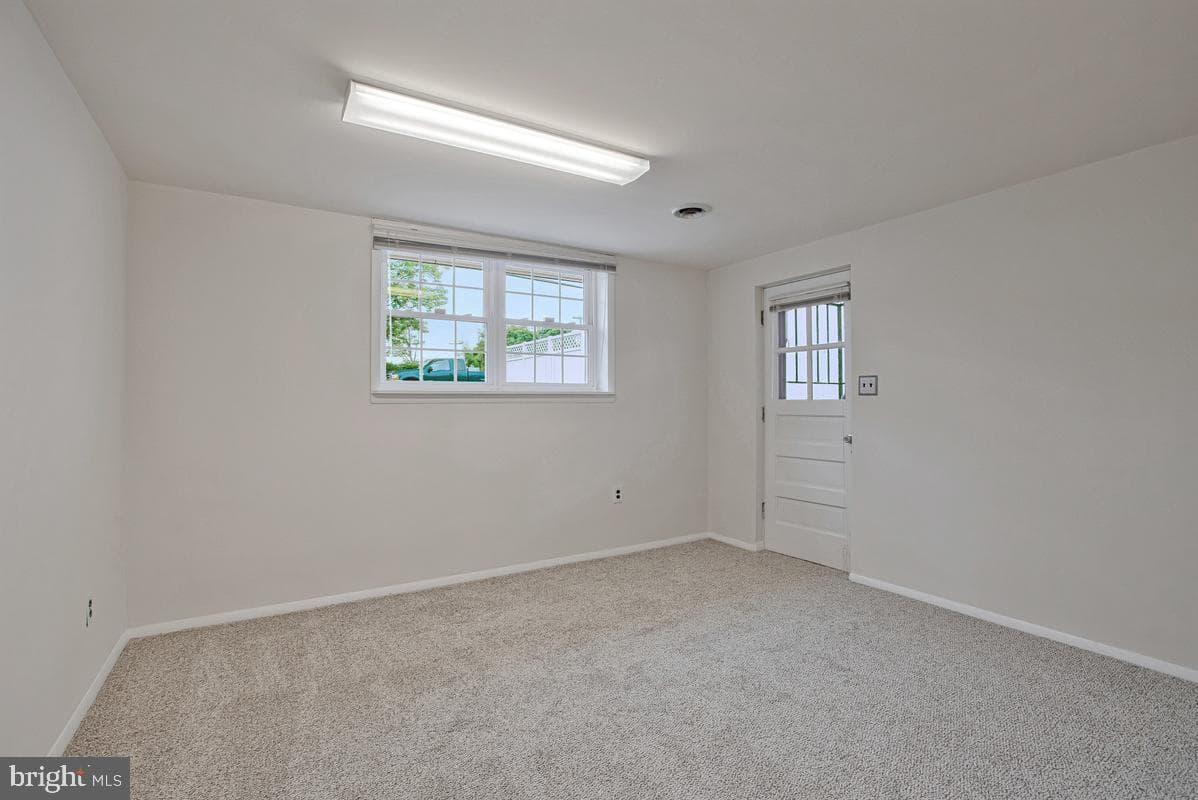 113 Legion Avenue photo 25