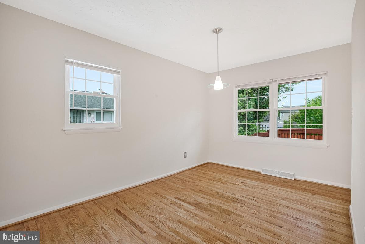 113 Legion Avenue photo 8