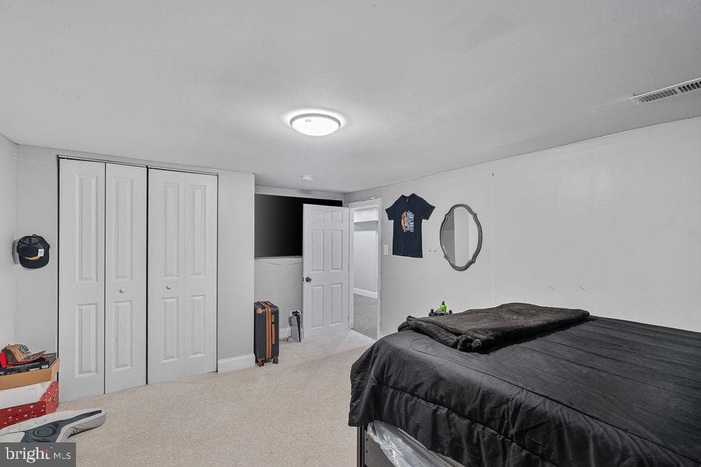 8489 Arbutus Road photo 30