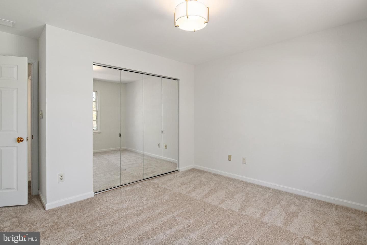 1788 Rochester Street photo 41