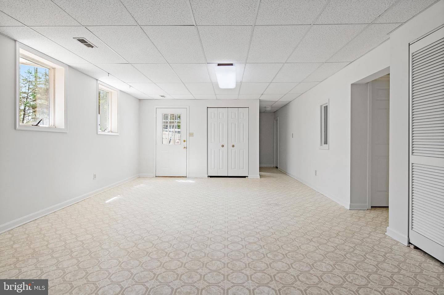 1788 Rochester Street photo 48