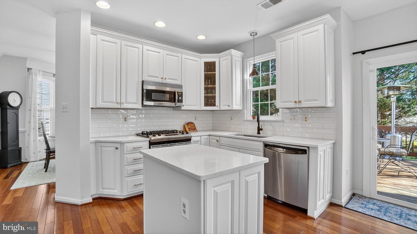 2801 Carver Road photo 15