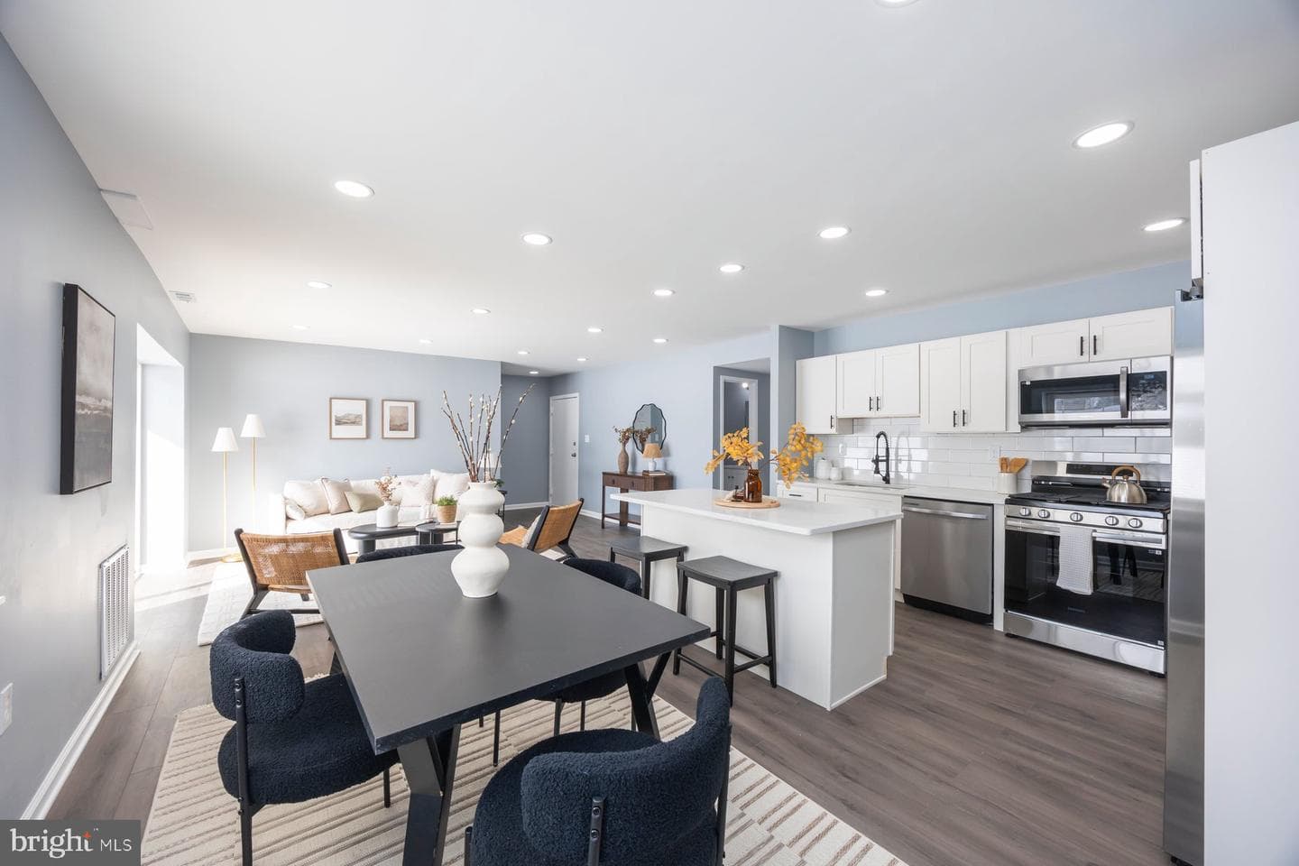 352 Gatewater Court #a photo 9