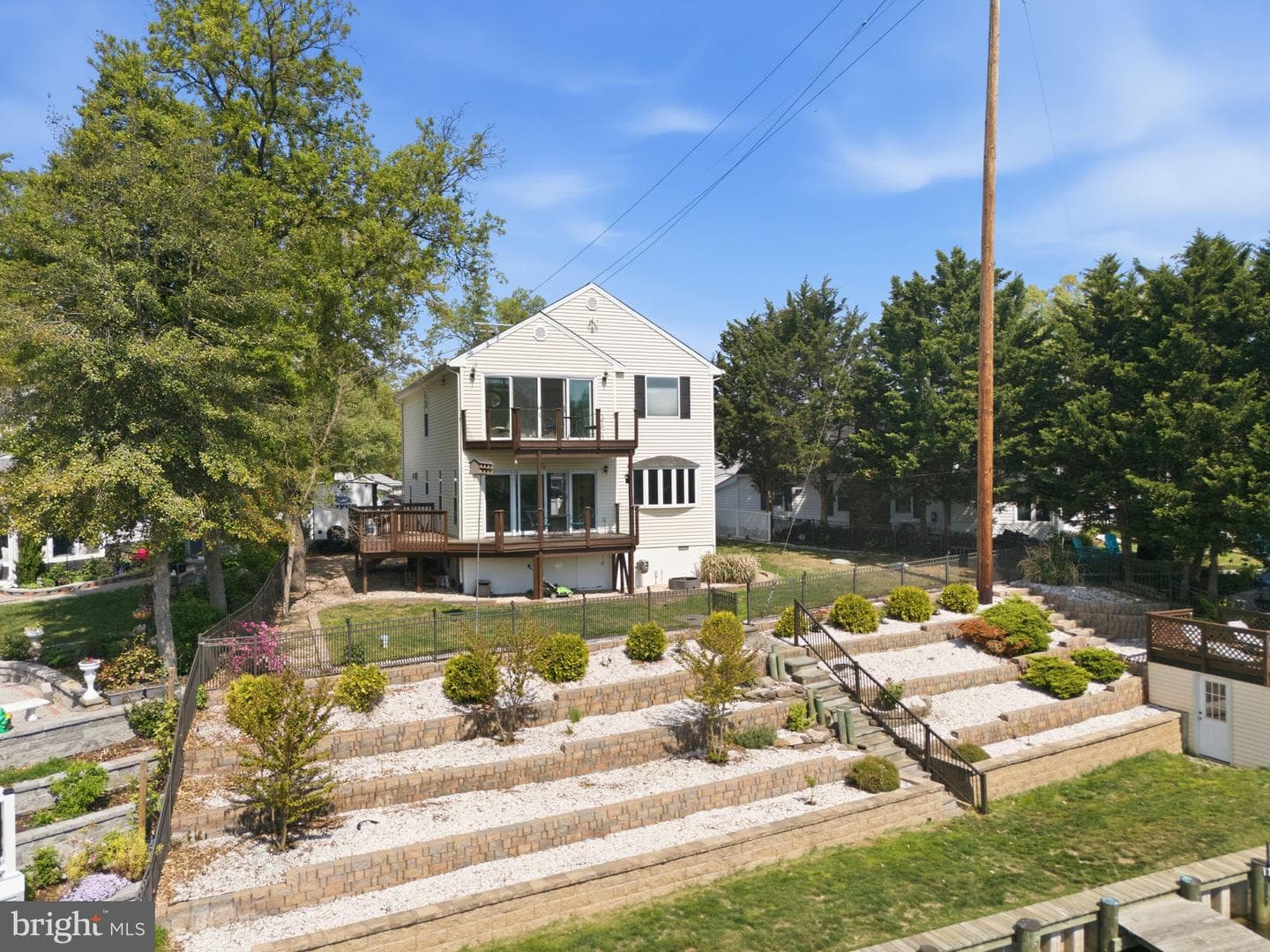 426 Riverside Drive photo 32