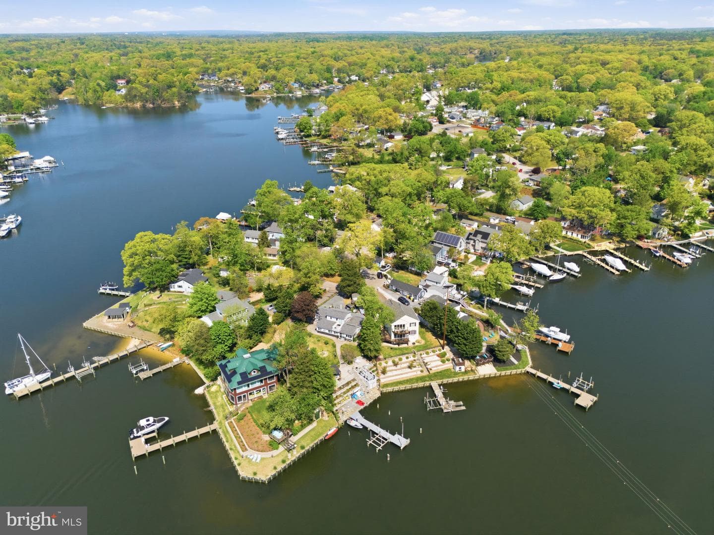 426 Riverside Drive photo 35
