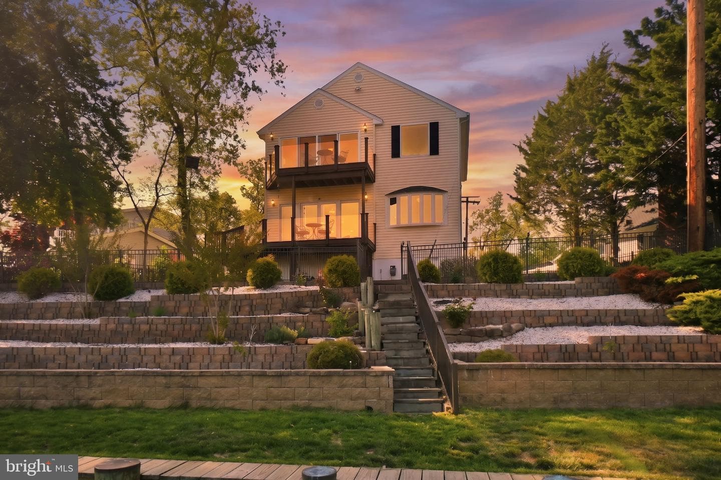 426 Riverside Drive photo 38