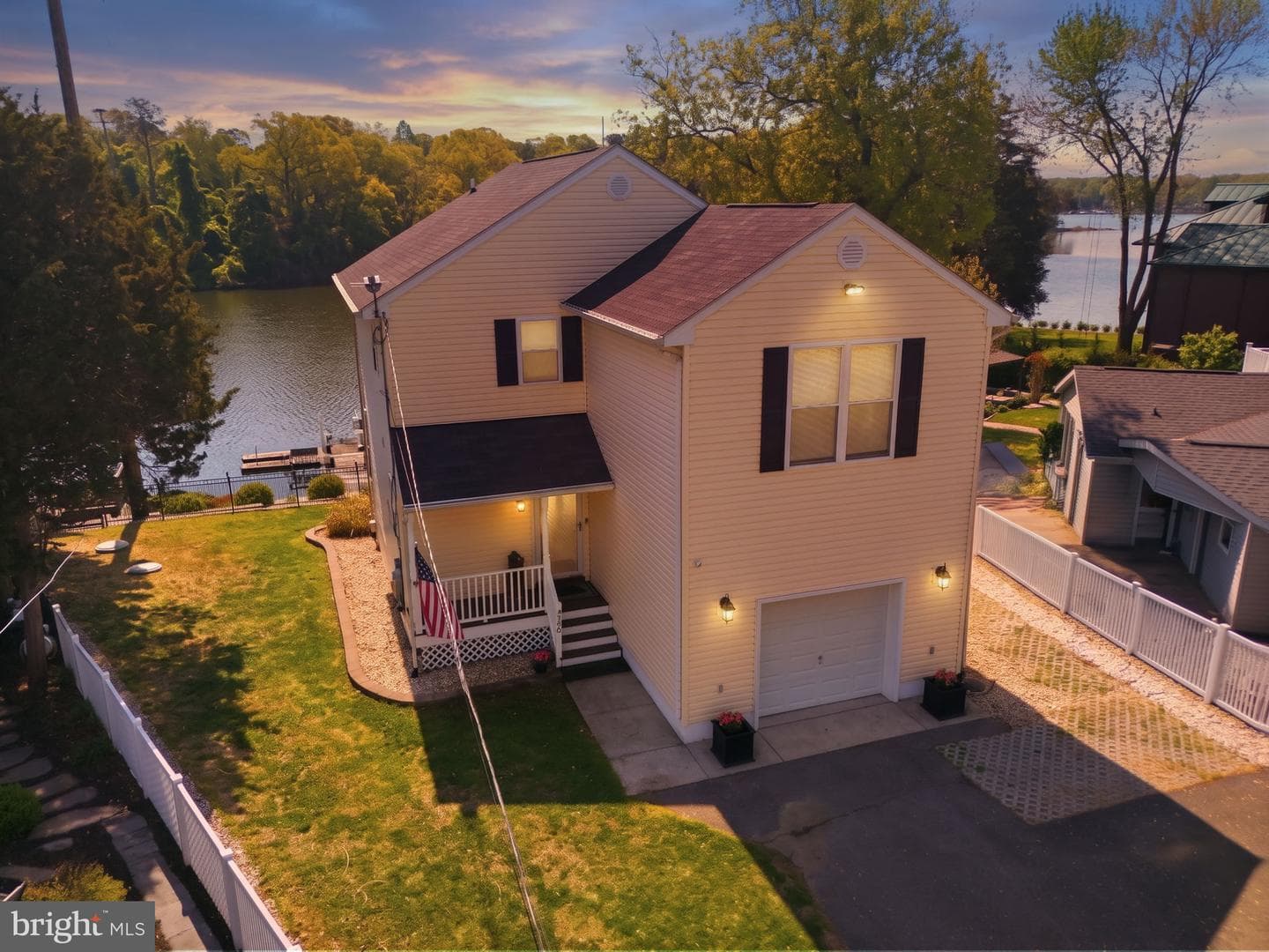 426 Riverside Drive photo 41