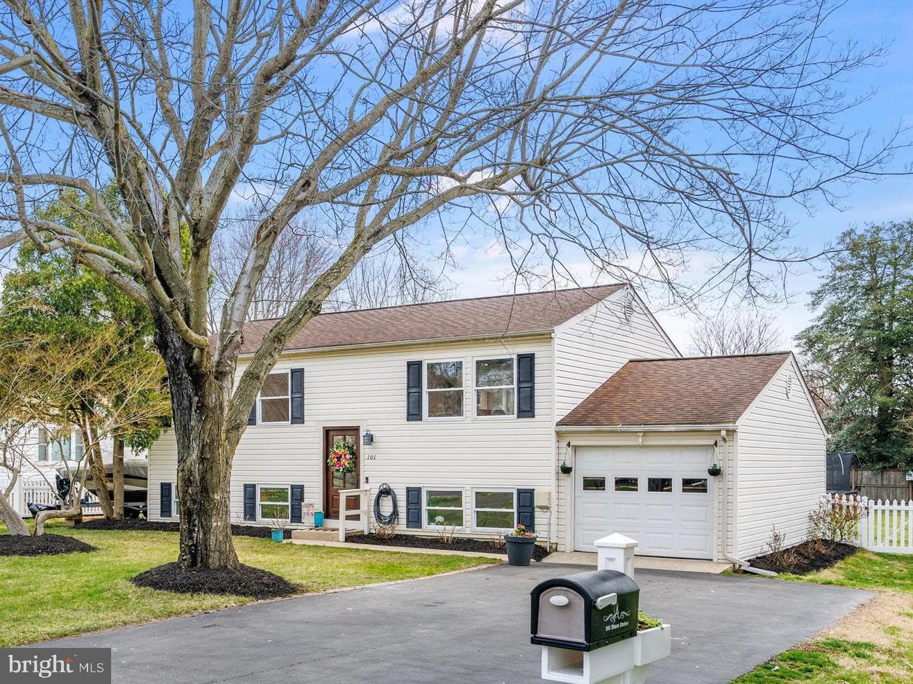 101 Huse Drive photo 28