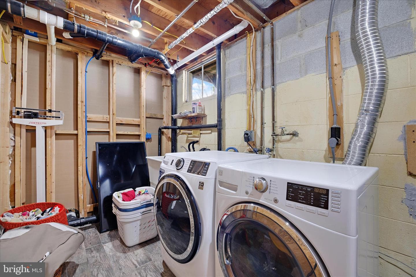 101 Huse Drive photo 29