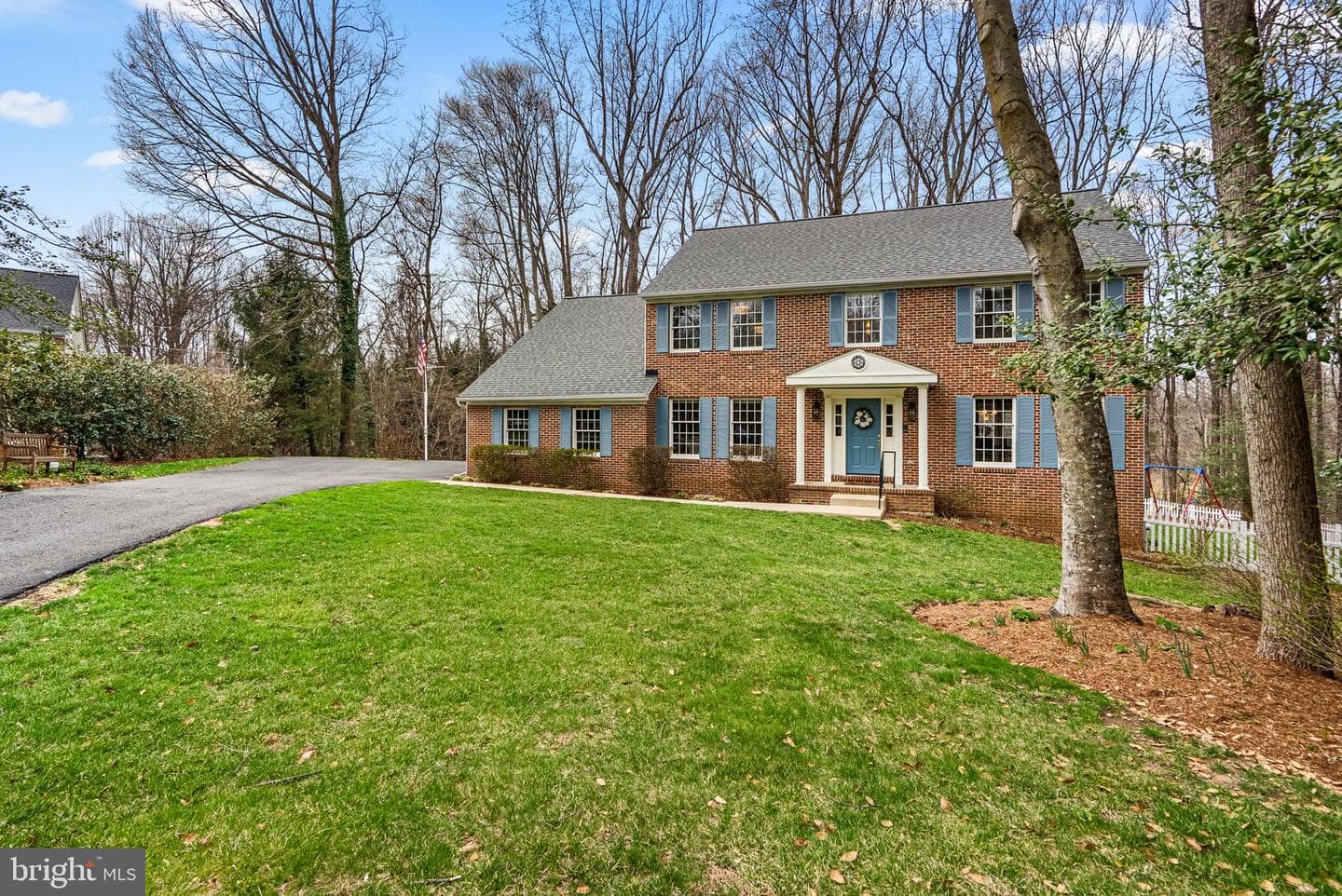 1866 Lynnfield Drive photo 3
