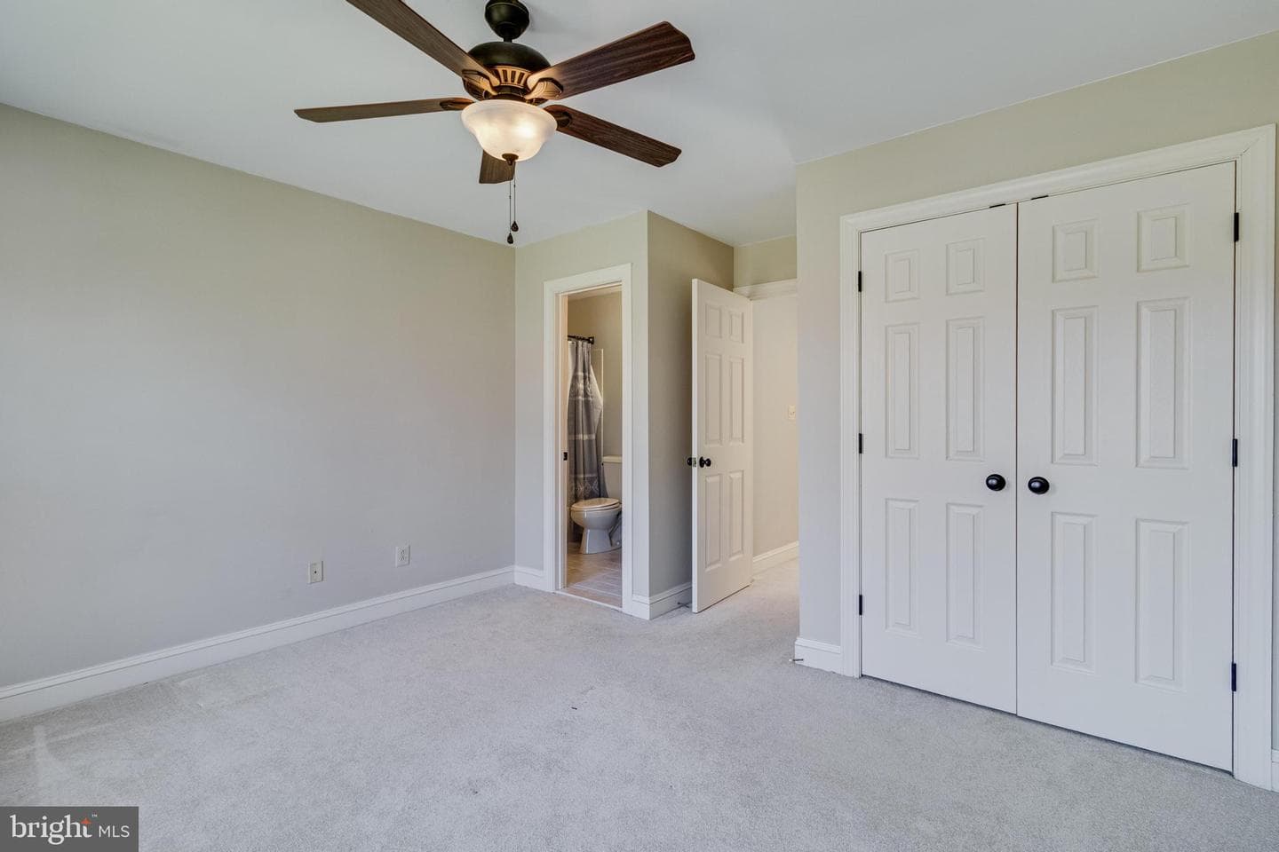 99 Hummingbird Court photo 46