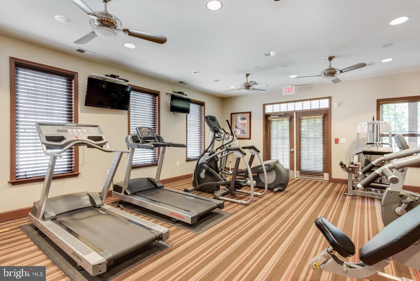 1523 Enyart Way #102 photo 59