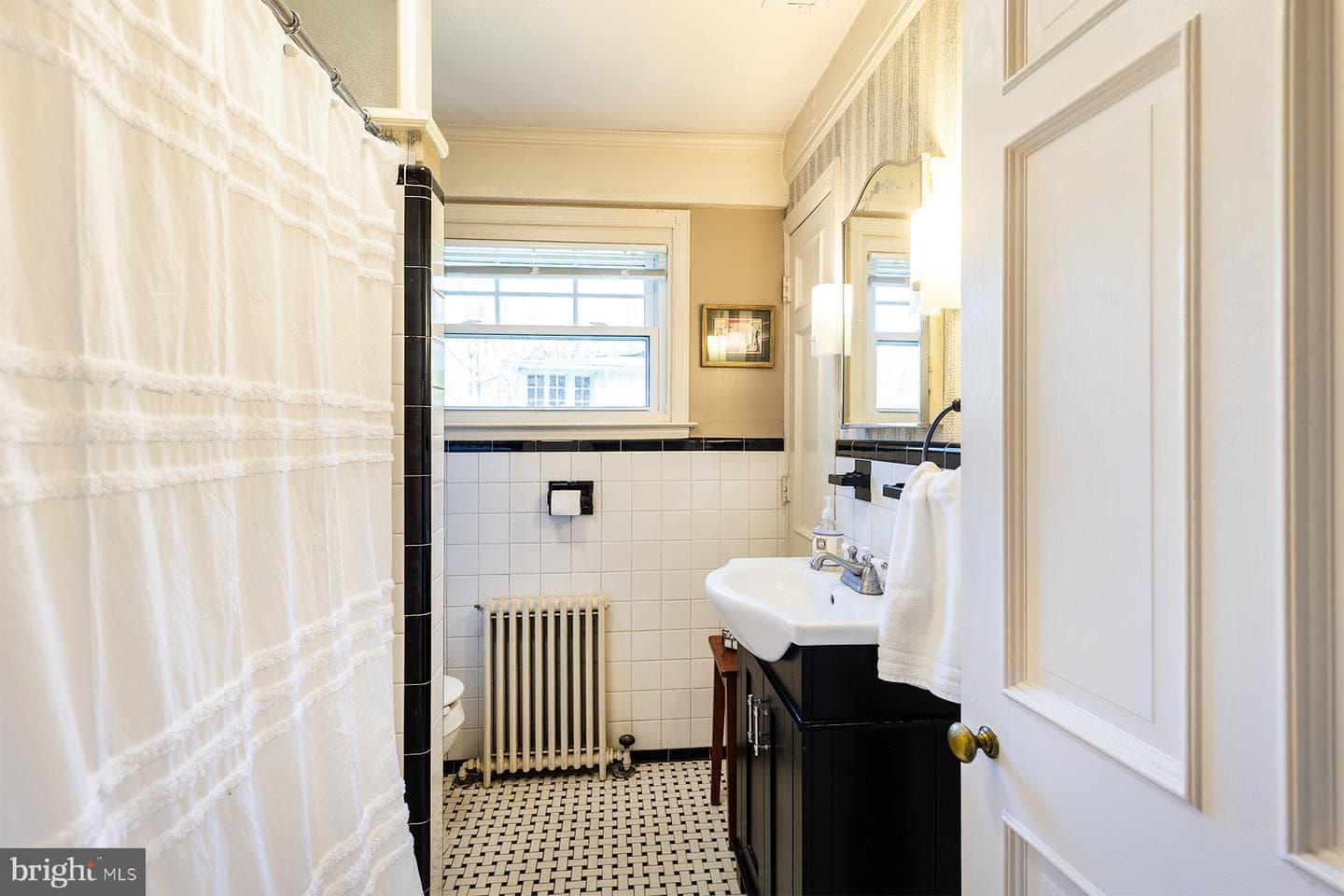 1438 Ridgeway E photo 22
