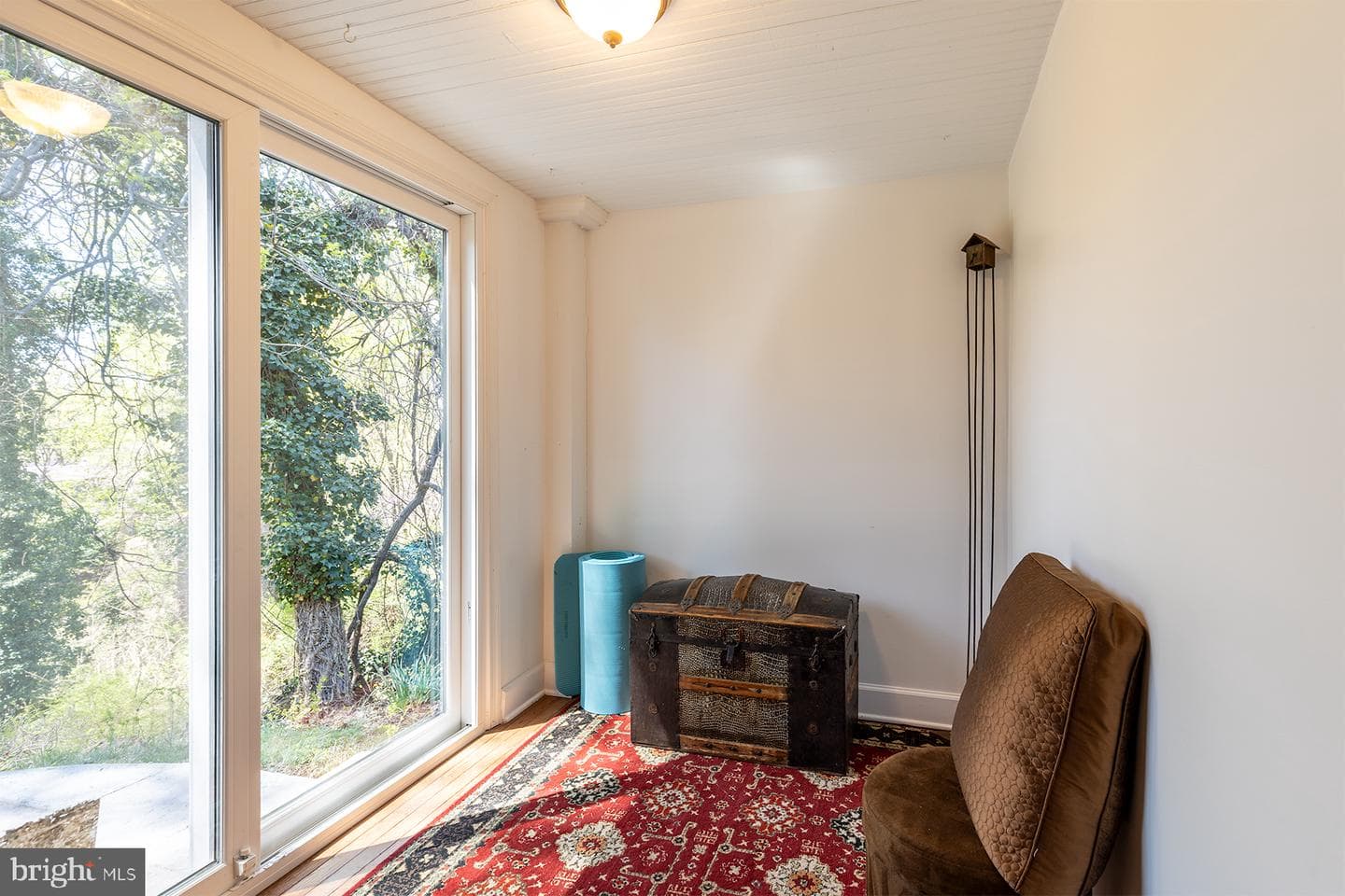 1438 Ridgeway E photo 32