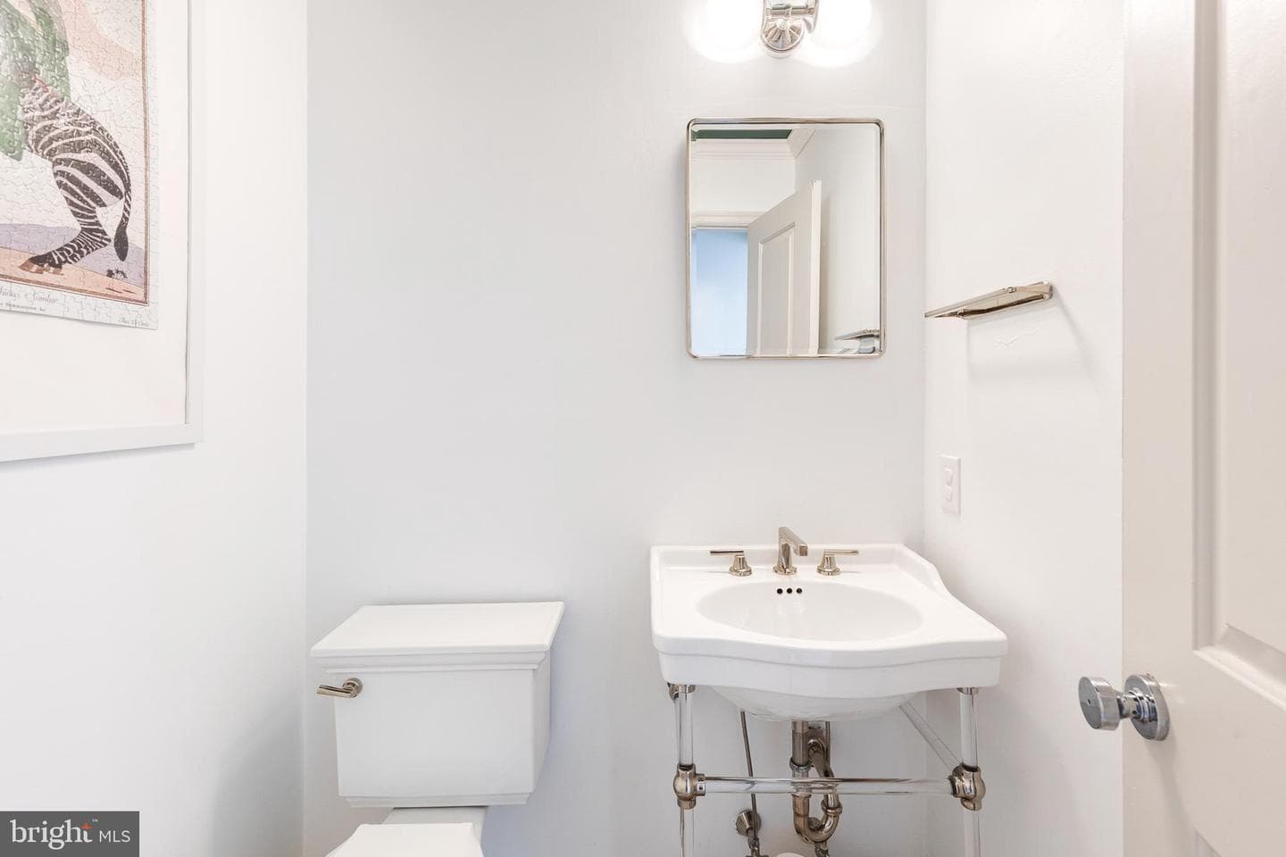 353 S Riverside Drive photo 19