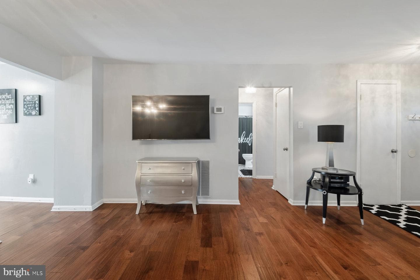 1612 W Bancroft Lane #144 photo 8