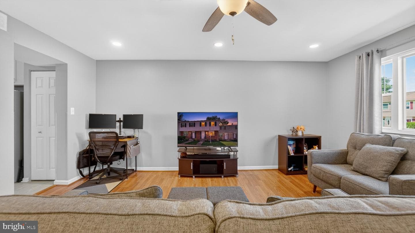 457 Mainview Court photo 10