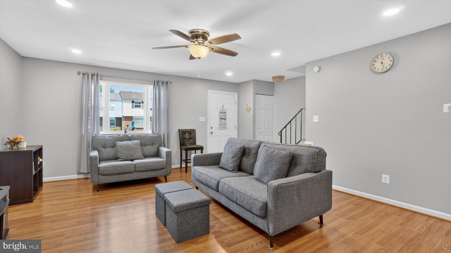 457 Mainview Court photo 7