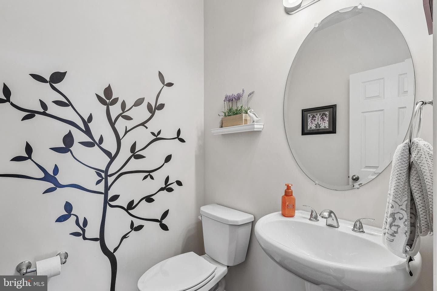 220 Cabernet Street photo 9