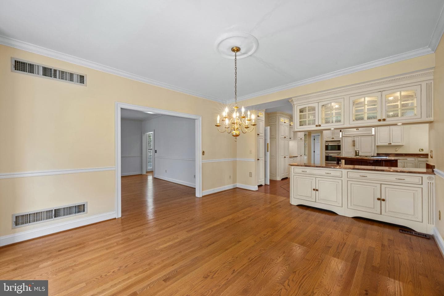 182 Wroxeter Drive photo 7