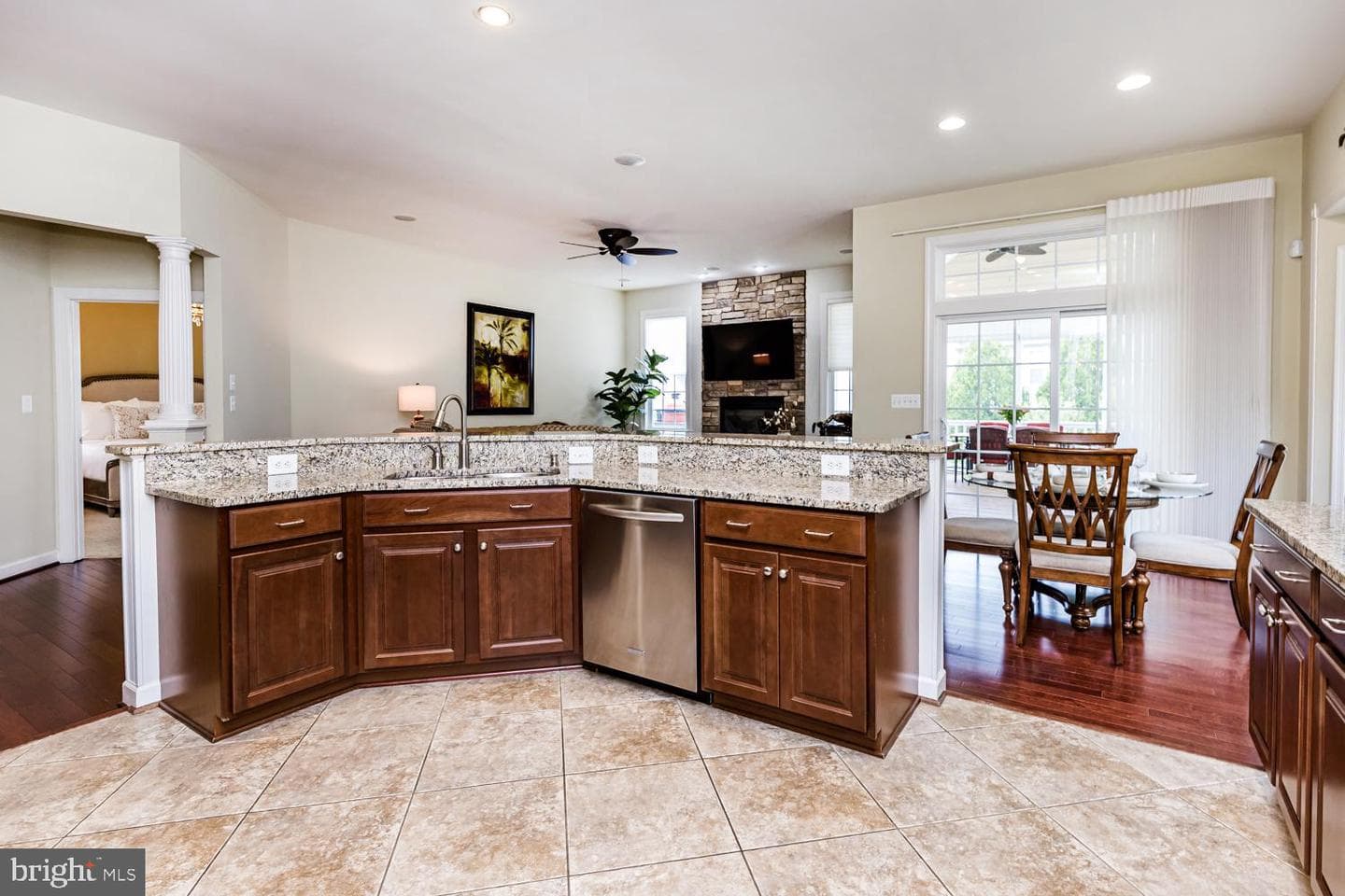 306 Grindstone Drive photo 15