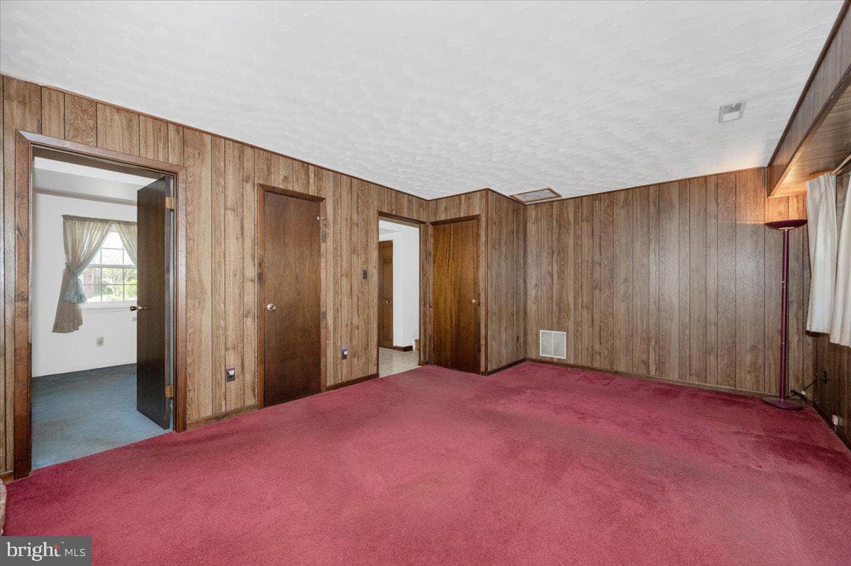 1300 Holliben Road photo 36
