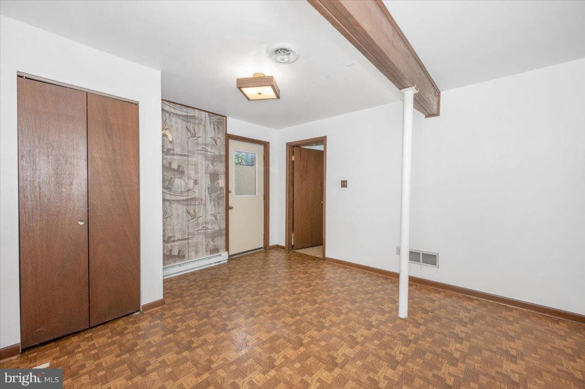 1300 Holliben Road photo 42