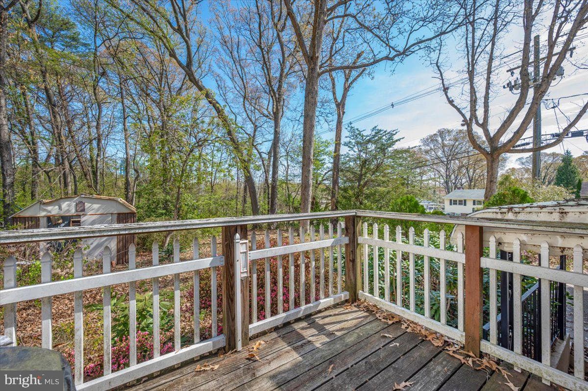1300 Holliben Road photo 51