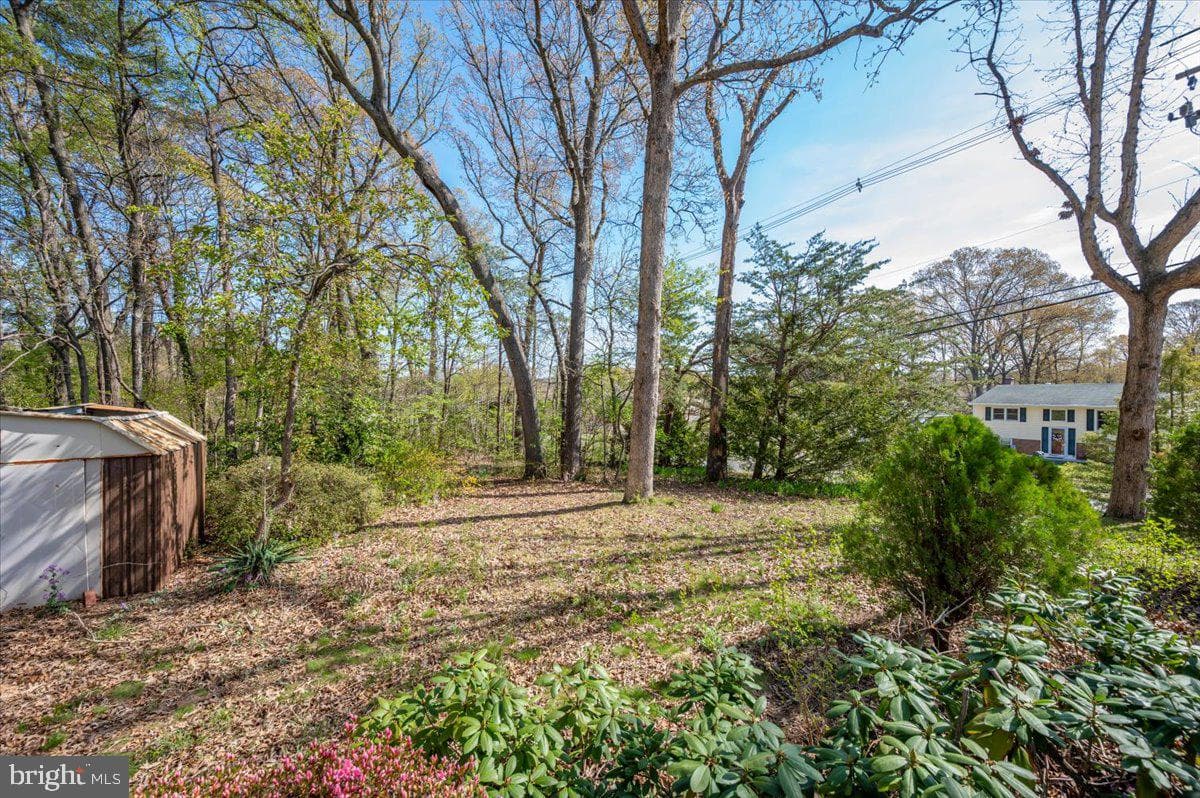 1300 Holliben Road photo 52