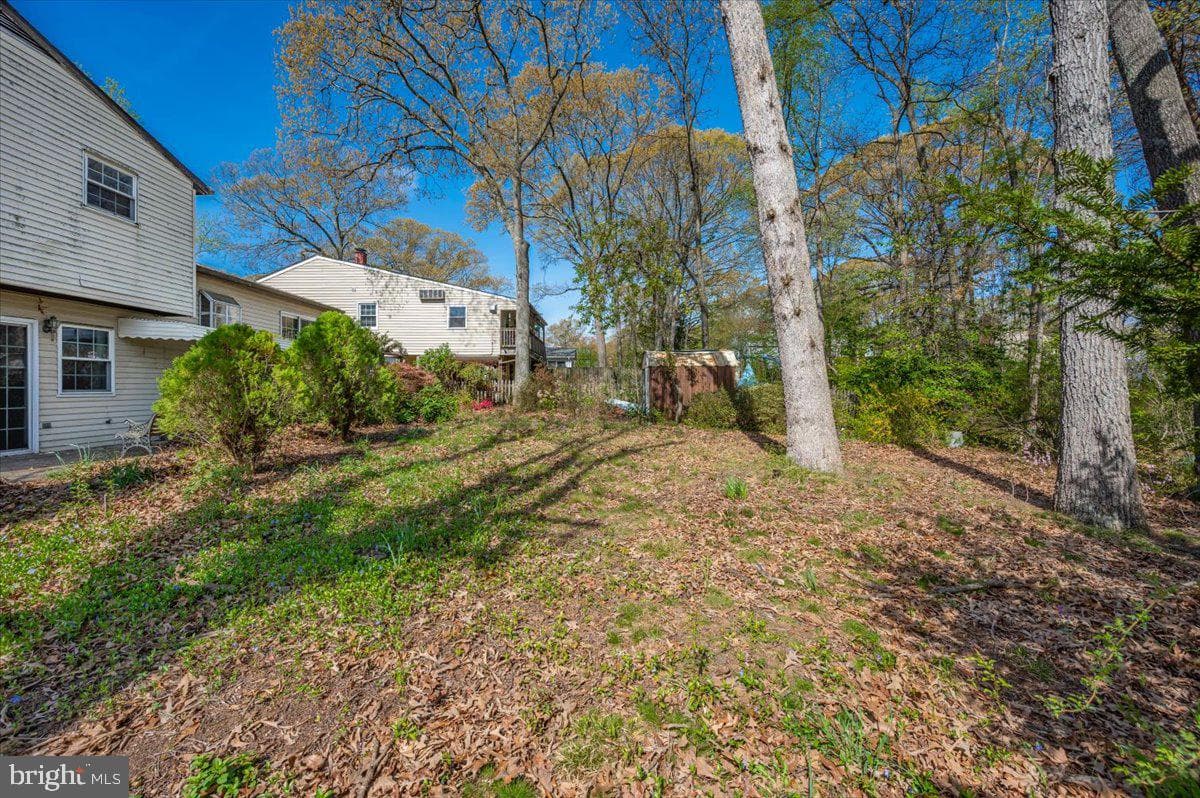 1300 Holliben Road photo 58