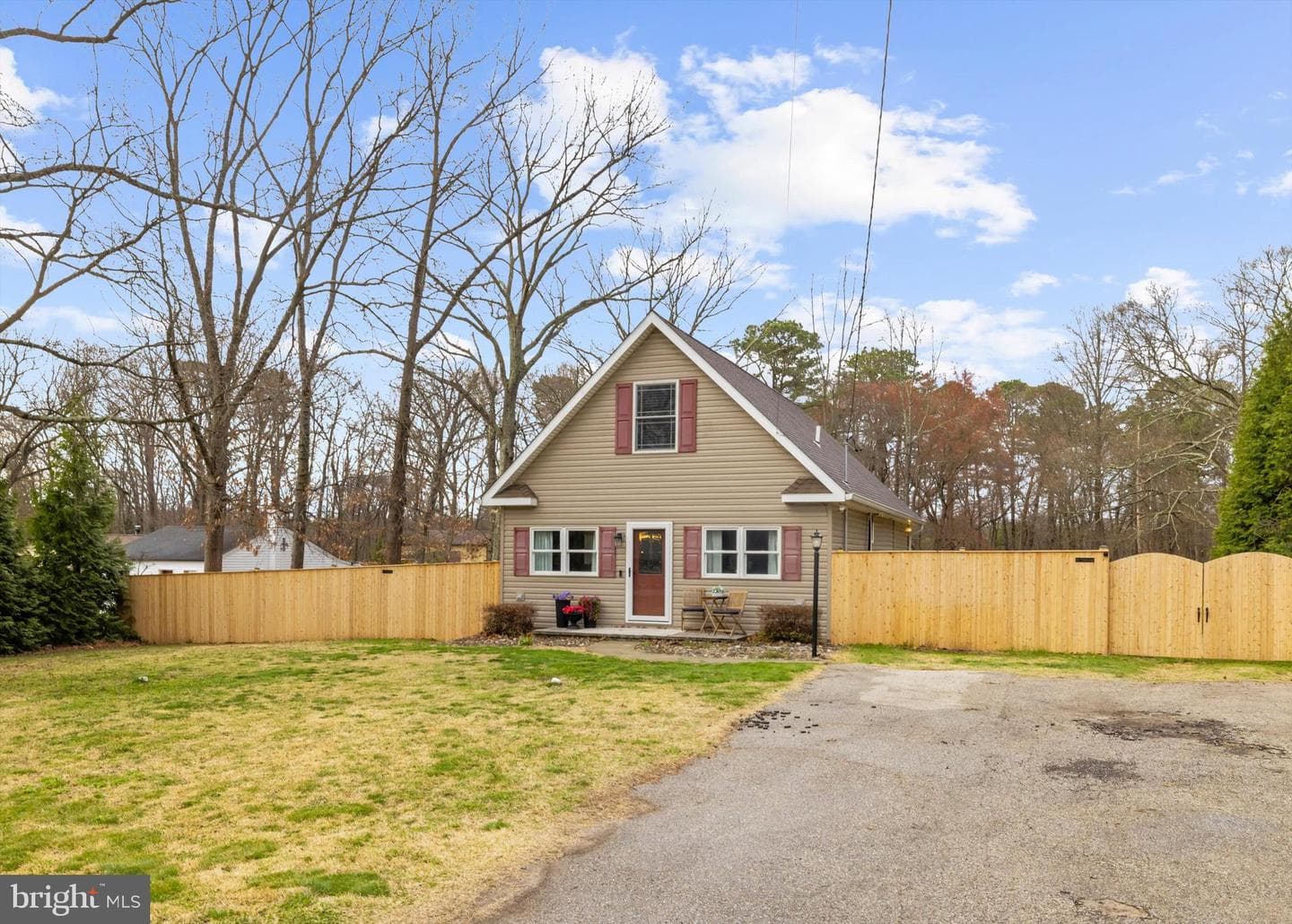 225 Obrecht Road photo 6