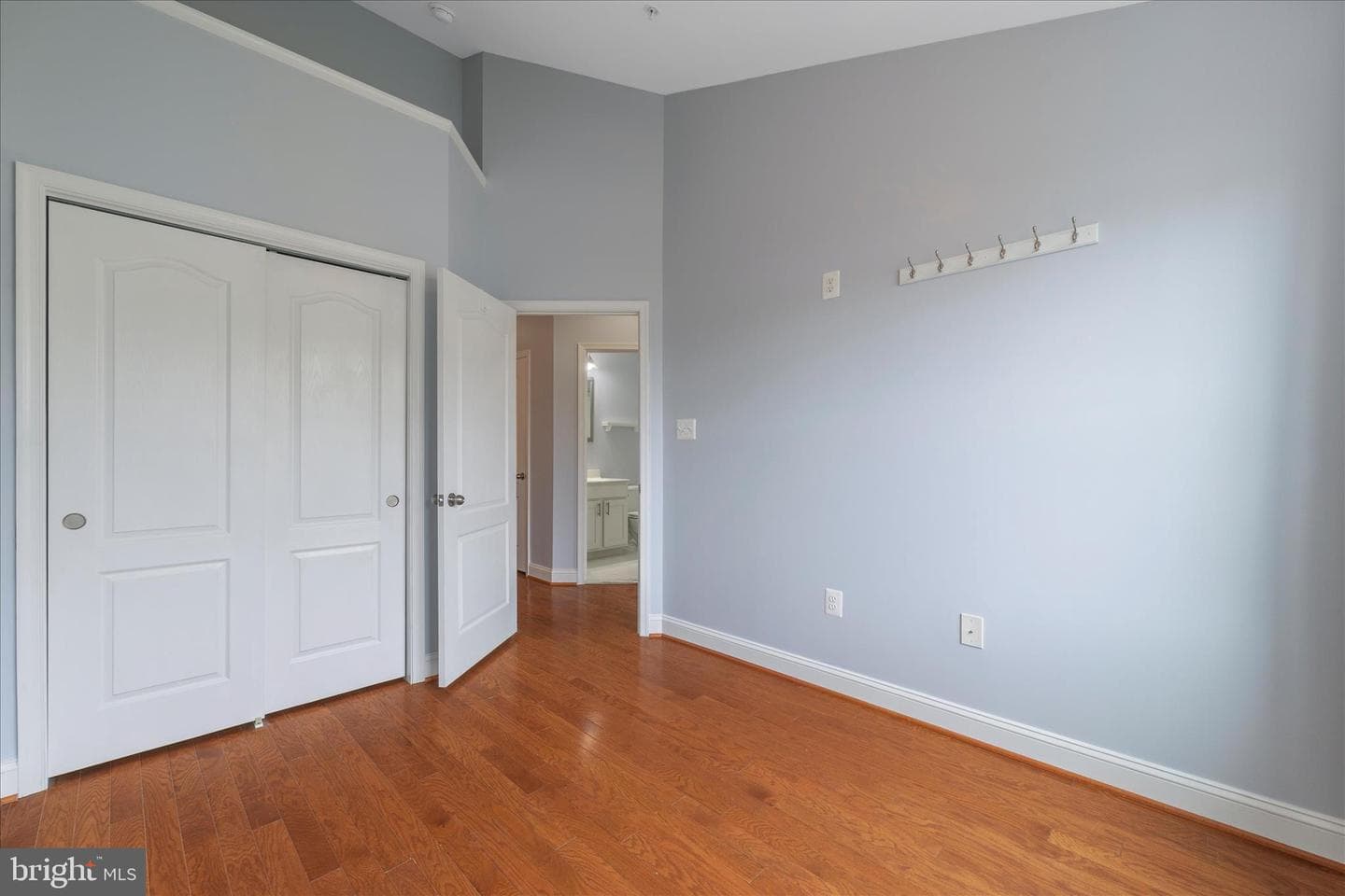 608 S Cherry Grove Avenue photo 28