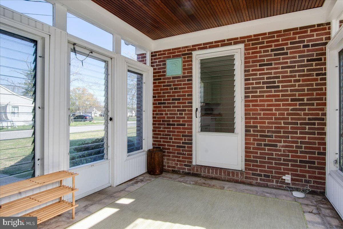 8466 Greenway photo 35