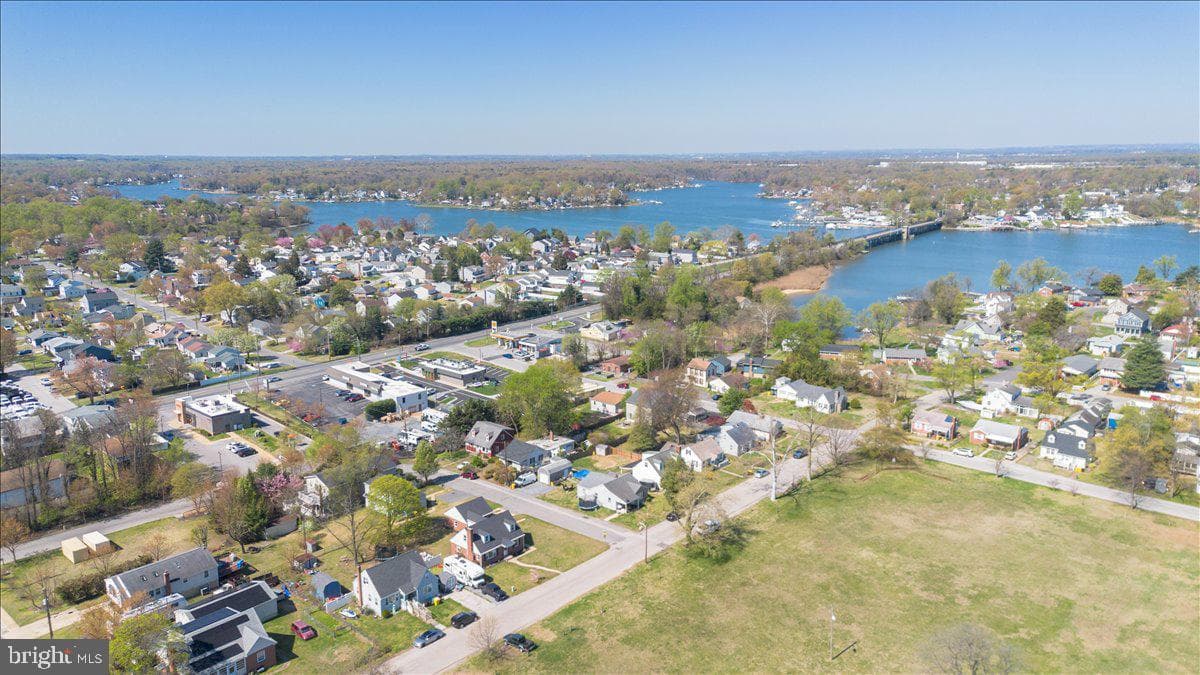 8466 Greenway photo 43