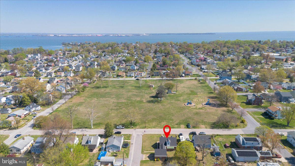 8466 Greenway photo 47